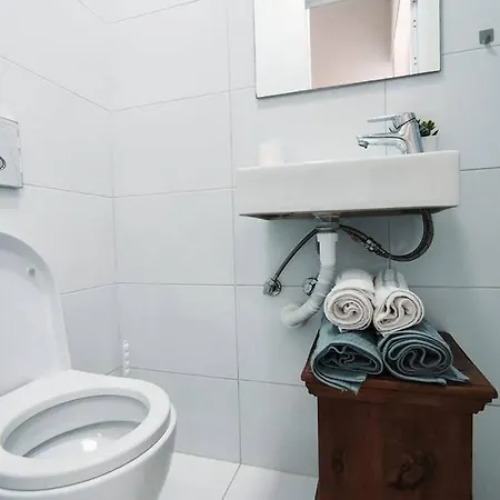 La88 Bijou Boutique סליאמה